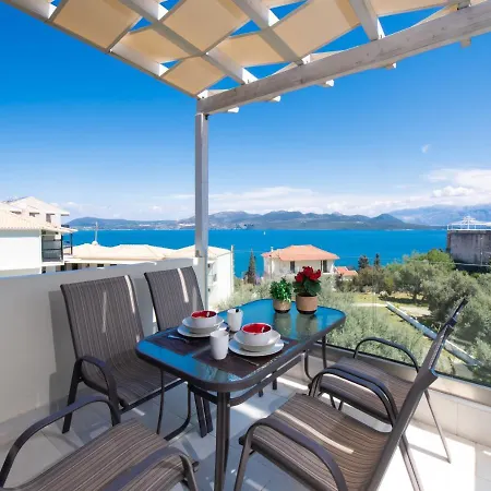Апартаменты Vista Mare Maisonette Никиана